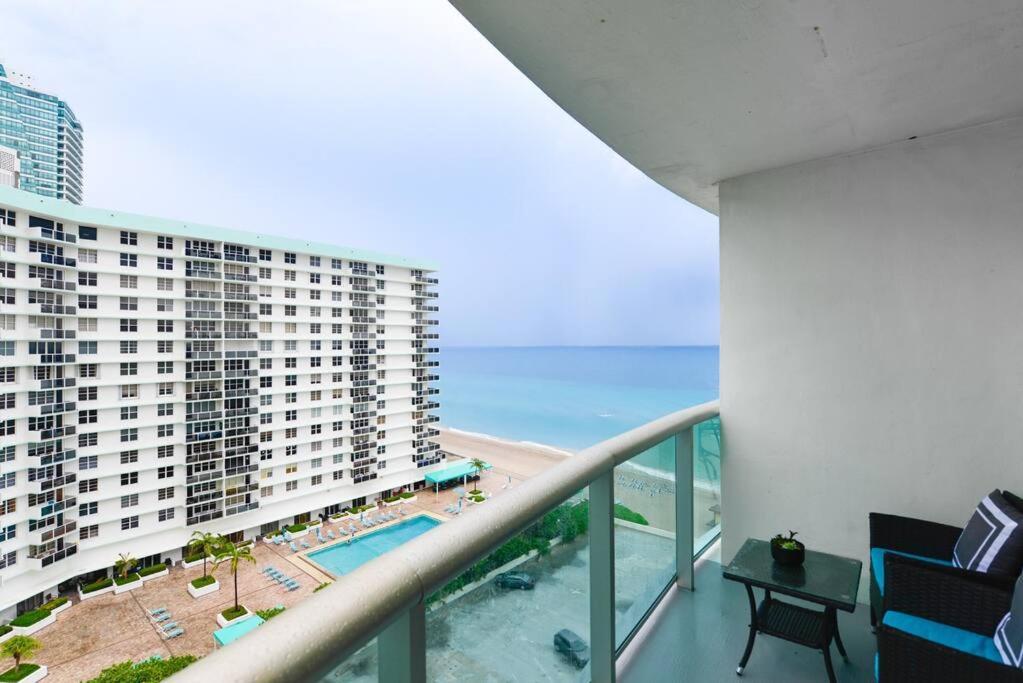 The Tides Hollywood 1/1 Condo Ocean Front W Pool Exterior photo