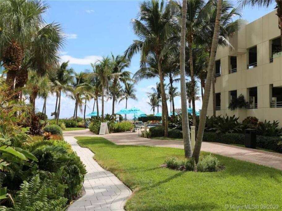 The Tides Hollywood 1/1 Condo Ocean Front W Pool Exterior photo
